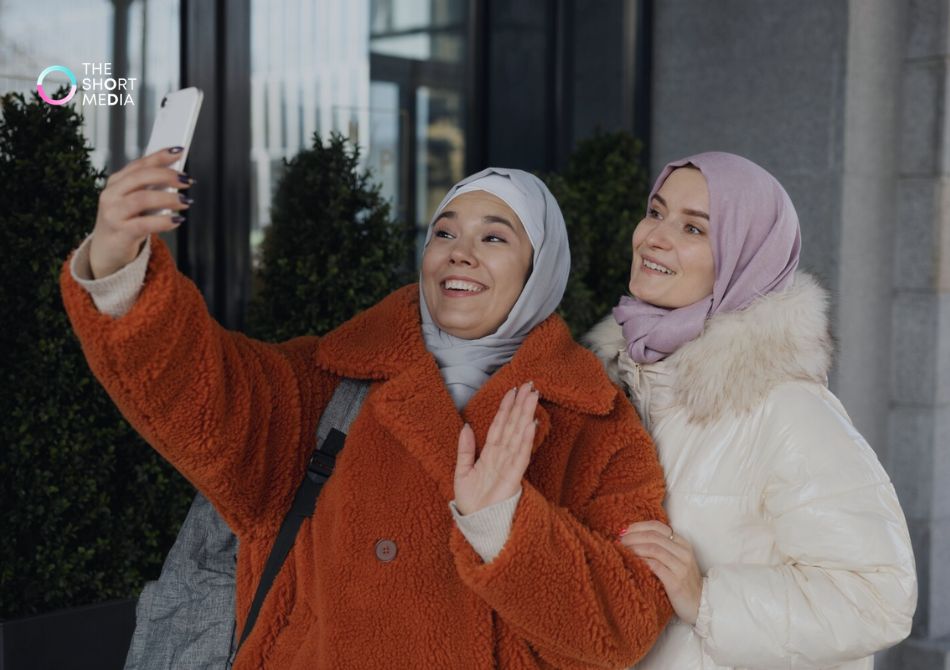 Instagram Influencers vs. Snapchat Creators in the UAE