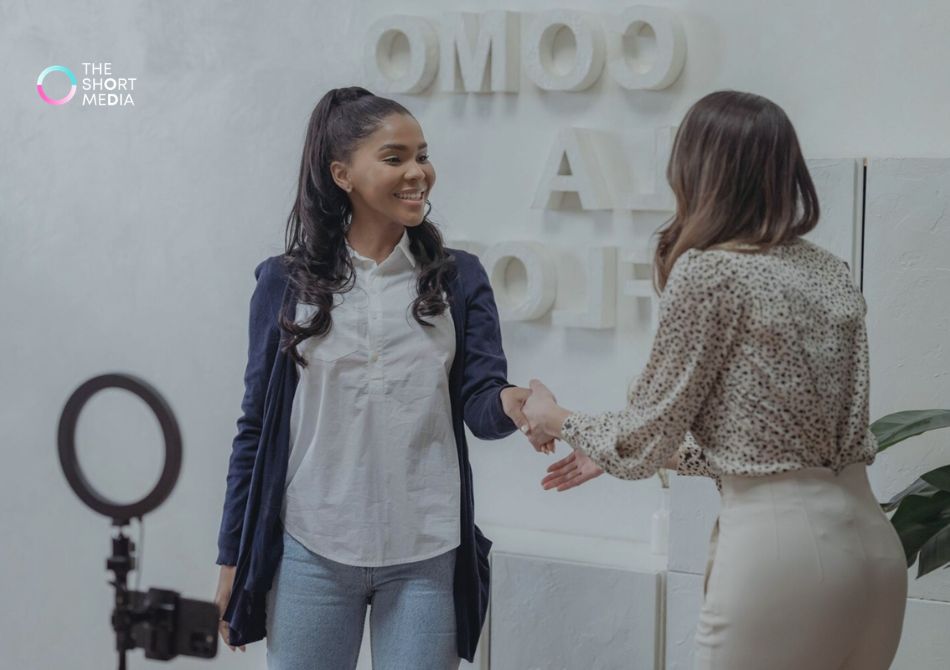 A Behind-the-Scenes Look at Influencer Contract Negotiations in the US